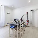 Apartment Nuras - Casa Iaia Center